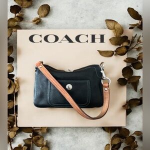 Vintage 2005 Coach Chelsea Mini Shoulder Bag